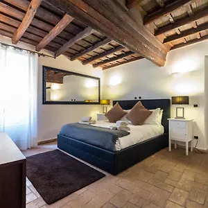 Appartamento Deza Cozy Place In Monti, Roma
